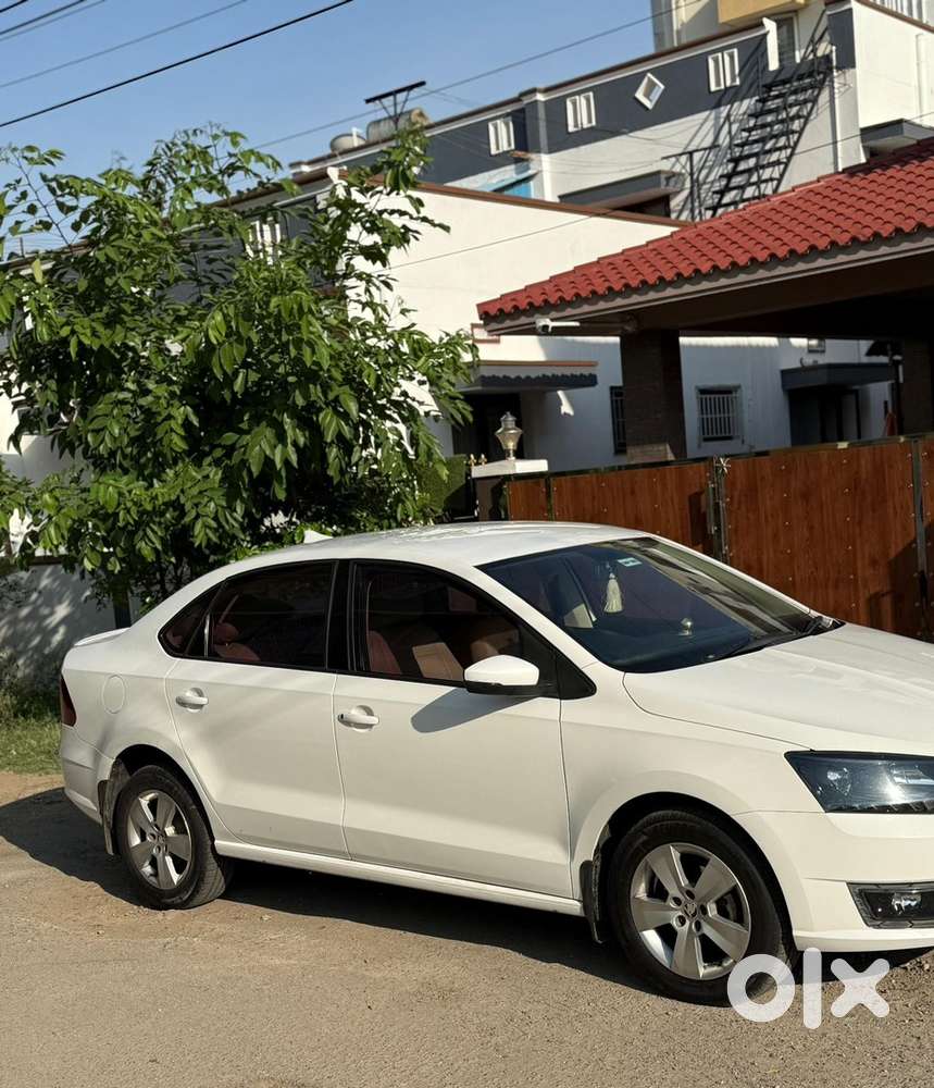 Skoda Rapid Auto 2019 Diesel 110000 Km Driven