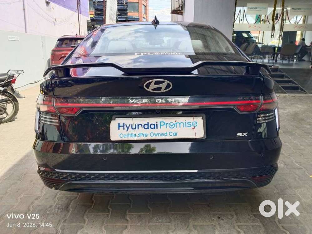 Hyundai Verna 1.5 Sx (o) Vtvt Ivt, 2025, Petrol