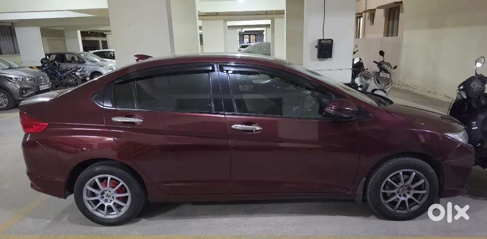 Honda City 1.5 V 2014