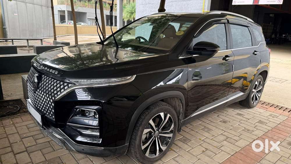 Mg Hector Plus Savvy Pro 1.5 Turbo Petrol Cvt 7 Str Dual Tone, 2023,..
