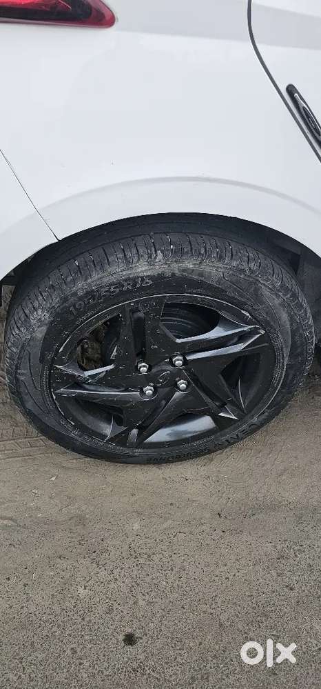 Hyundai New I20 2022 Petrol 28700 Km Driven