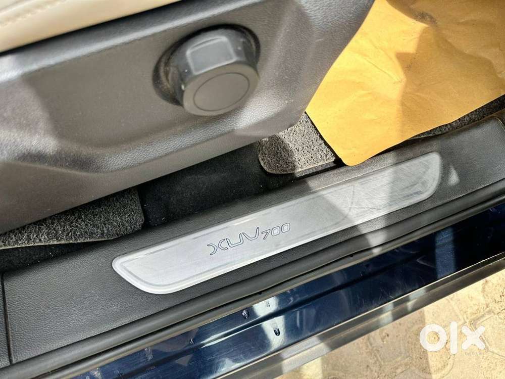 2022 Mahindra Xuv700 Ax7l Diesel  Top Variant  First Owner  Deepblu
