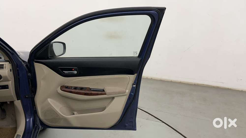 Maruti Suzuki Dzire 1.2 Zxi Amt, 2017, Petrol