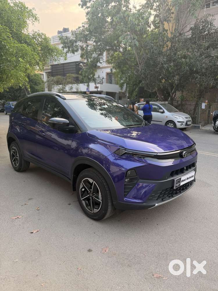 Tata Nexon Fearless Plus S Purple 1.2 Revotron Petrol 7dca Dt, 2024,..
