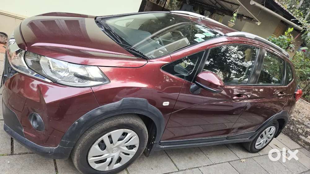 Single Owned Well Maintained Good Condition Honda Car.