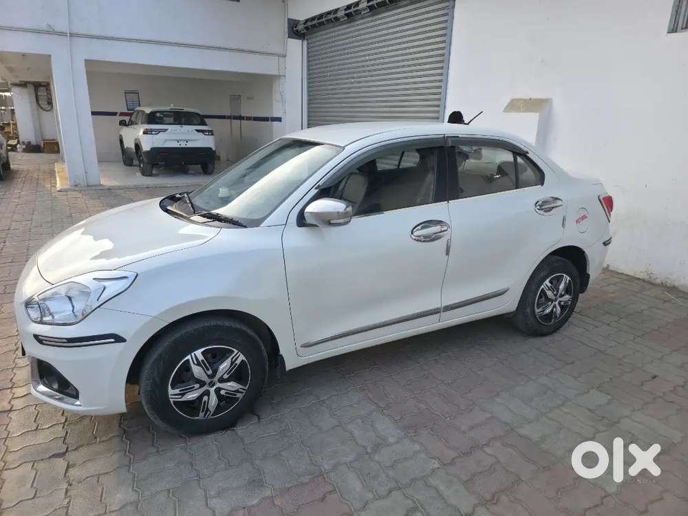 Maruti Suzuki Dzire 04.  Sep 2021 Petrol 84000 Km Driven