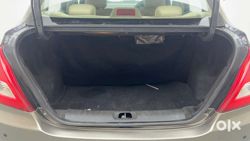 Maruti Suzuki Swift Dzire 1.3 Vxi, 2015, Petrol
