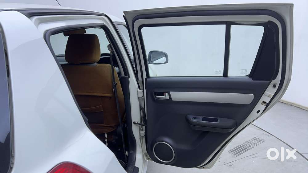 Maruti Suzuki Swift 2004-2010 Zxi Bsiv, 2011, Petrol