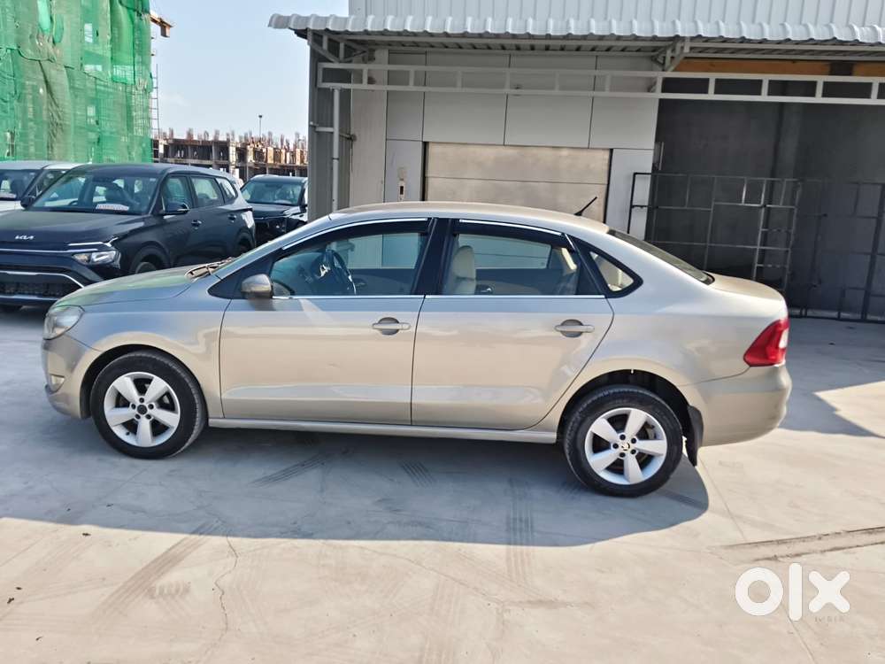 Skoda Rapid [2016-2020] 1.5 Style Plus Tdi At, 2016, Diesel