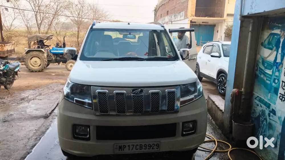 Mahindra Tuv 300 2018