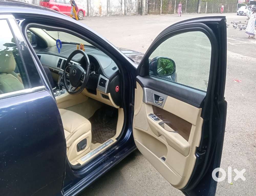 Jaguar Xf 2014 Diesel 50000 Km Driven