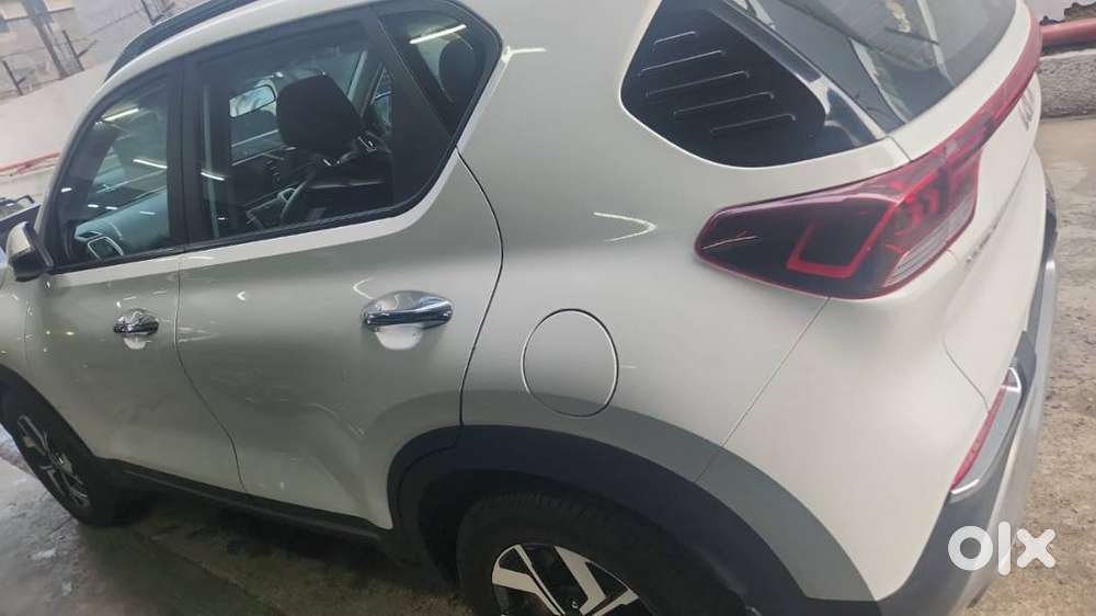 Doctor's Car, Brand New Condition, New Michelin Tyres