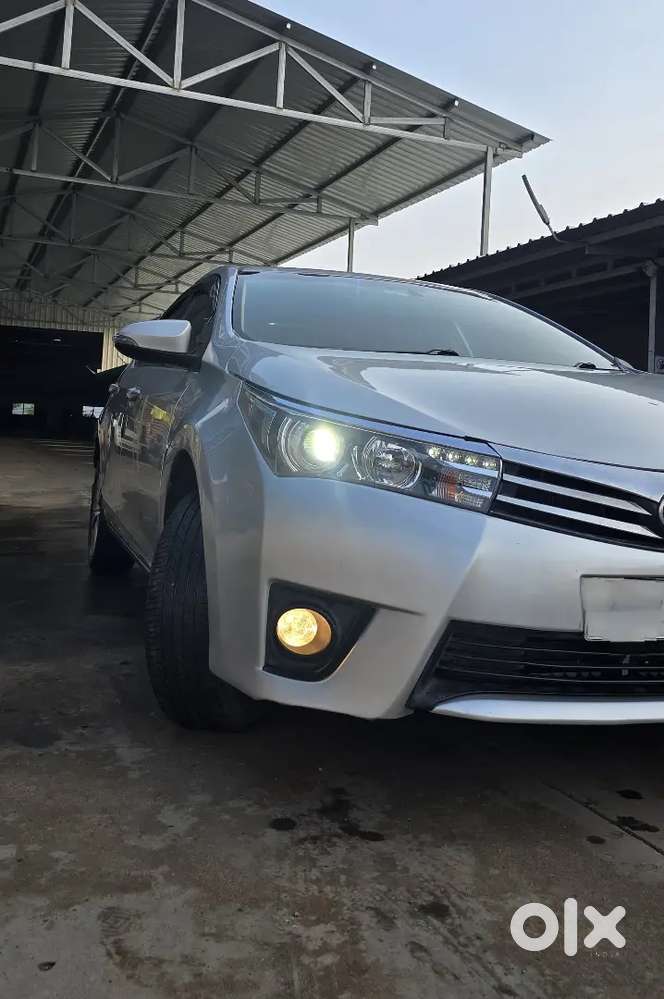 Toyota Corolla Altis 2015 Car
