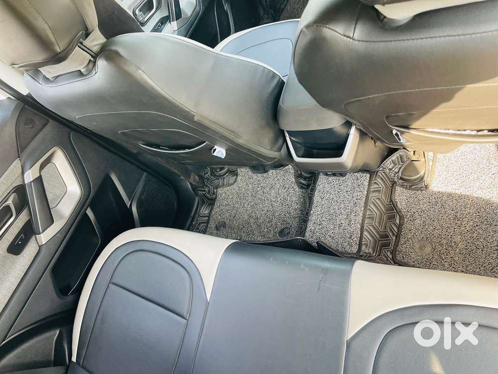 2024 Tata Harrier Diesel Manual Pure Plus S