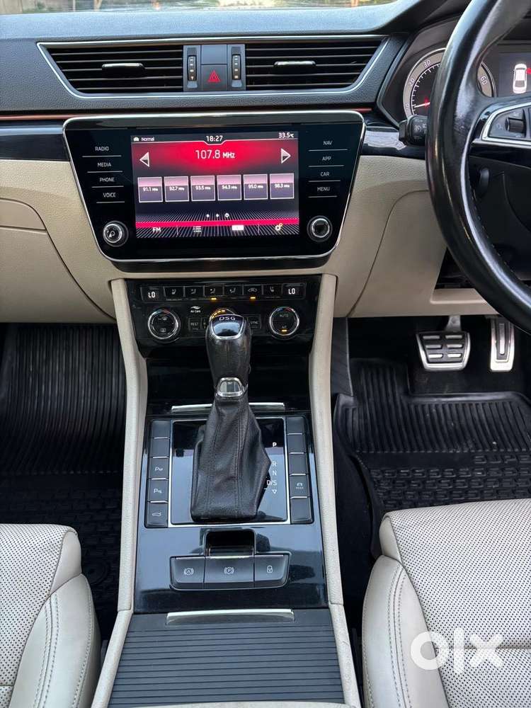 Skoda Superb Lk 1.8 Tsi At, 2019, Petrol