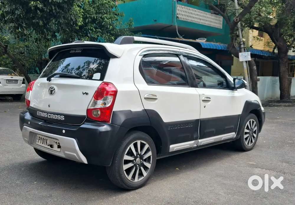 Toyota Etios Cross 2019
