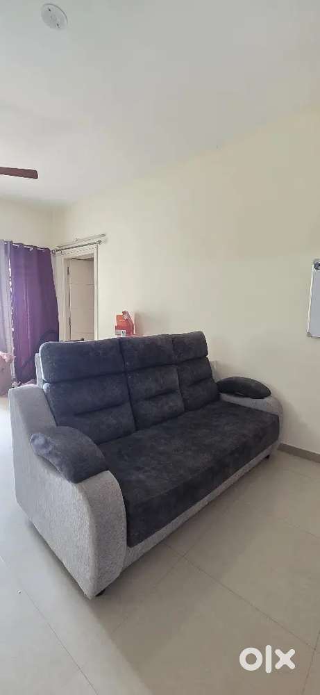Modern 3 seater Sofa for sale - Grey & Charcoal