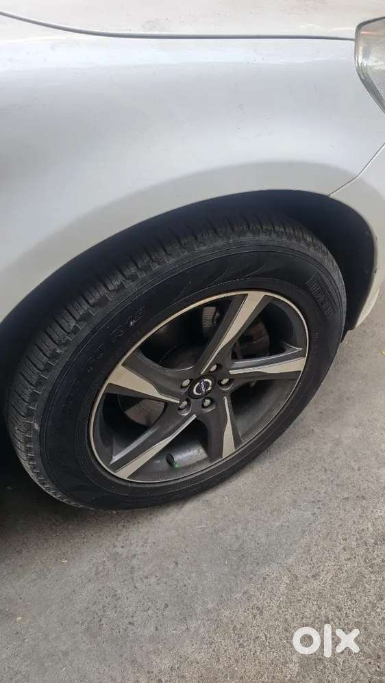 Volvo Xc60 2015 Diesel 98000 Km Driven