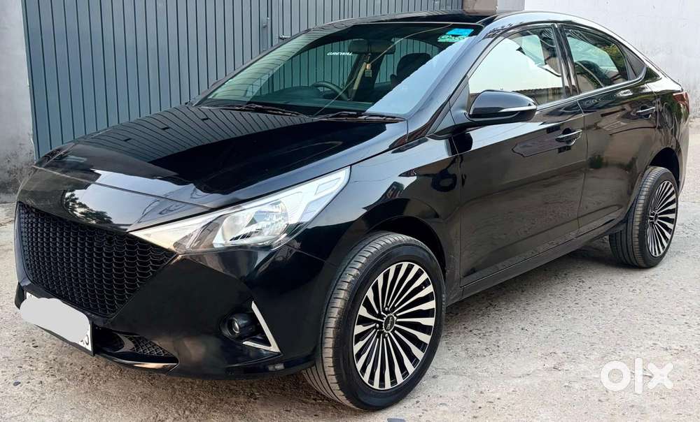 Hyundai Verna, 2022, Petrol