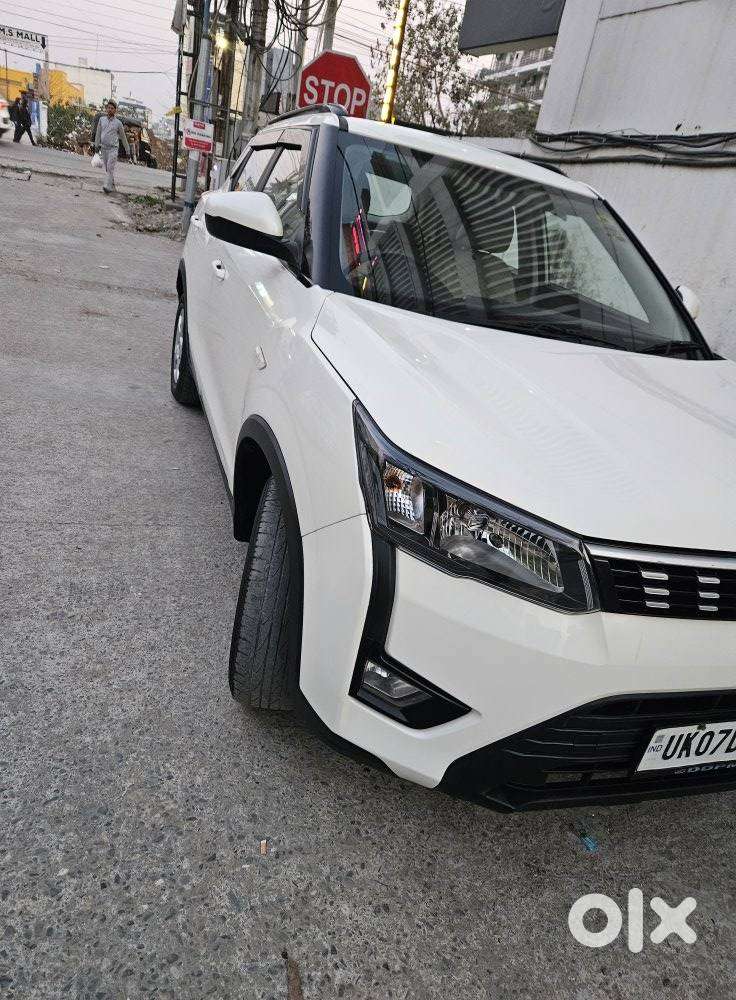 Mahindra Xuv300 W6, 2021, Petrol