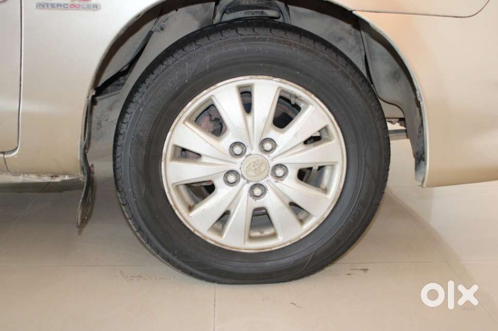 Toyota Innova 2.5 Vx 8 Str, 2011, Diesel