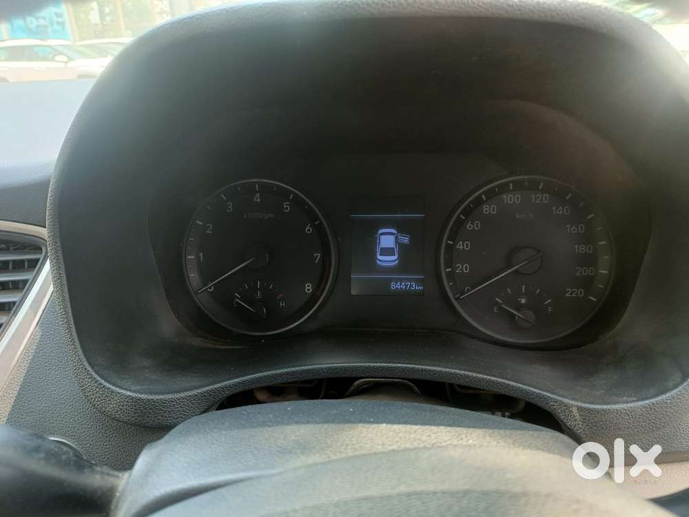 Hyundai Verna 1.6 Vtvt, 2019, Petrol