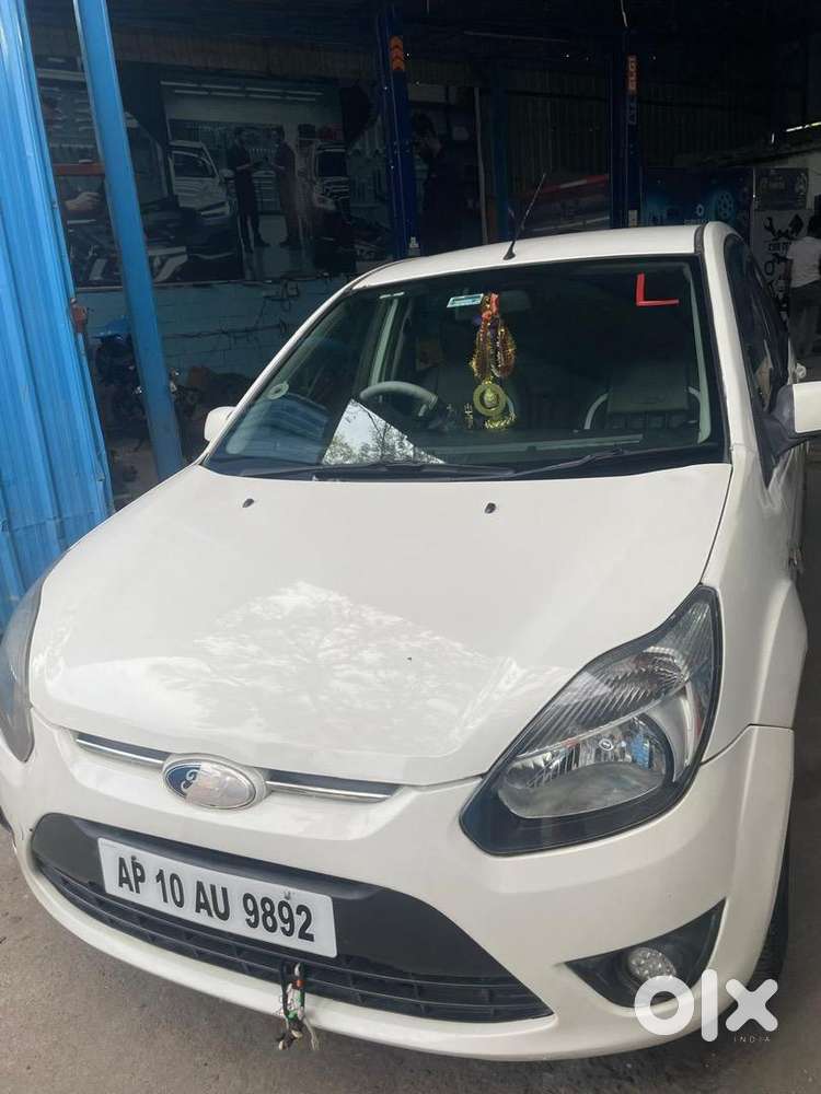 Ford Figo 2010 Petrol 59000 Km Driven