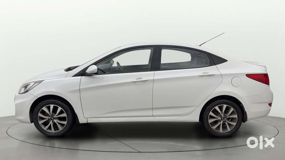 Hyundai Verna 1.4 Cx, 2014, Petrol