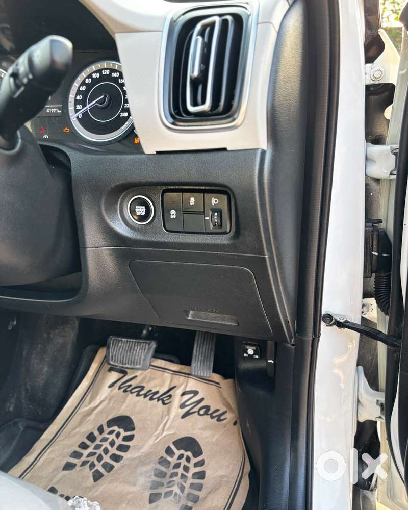 Hyundai Creta 1.5 Mpi Sx Petrol Ivt, 2023, Cng & Hybrids