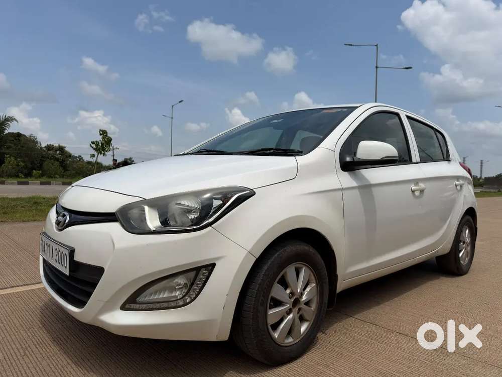 Ertiga Vdi 2018 And 2013 And I20 Sportz 2014