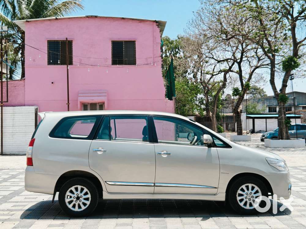 Toyota Innova 2.0 V, 2013, Diesel