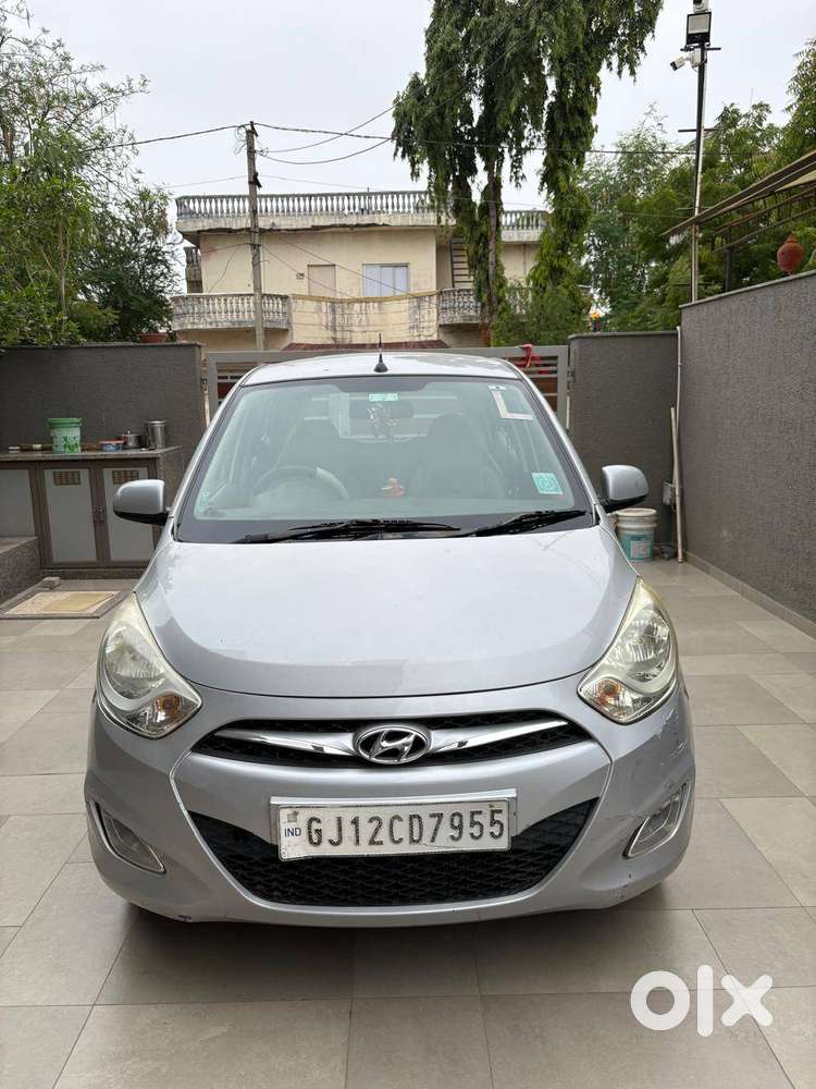Hyundai I10 2014 Petrol (top Model) Well Maintained