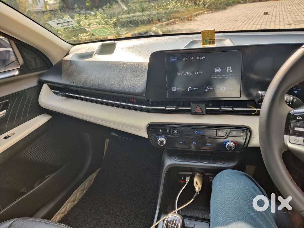 September 2023 Model Both Keys Good Condition Car Sx Manual Transmissi