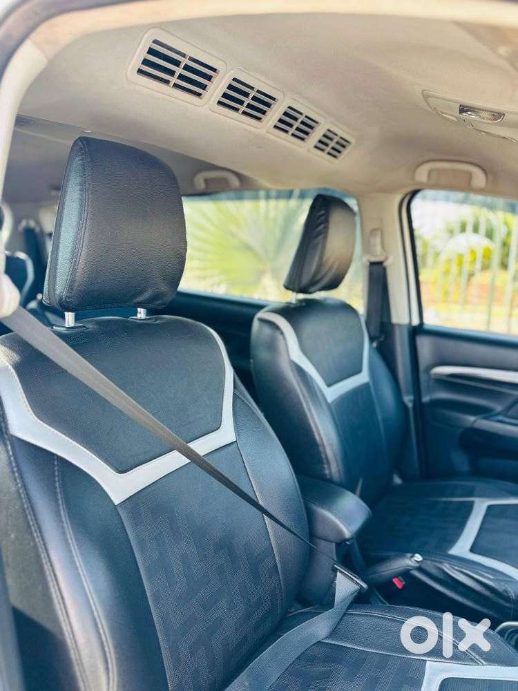 Maruti Suzuki Xl6 1.5 Zeta Mt, 2022, Petrol