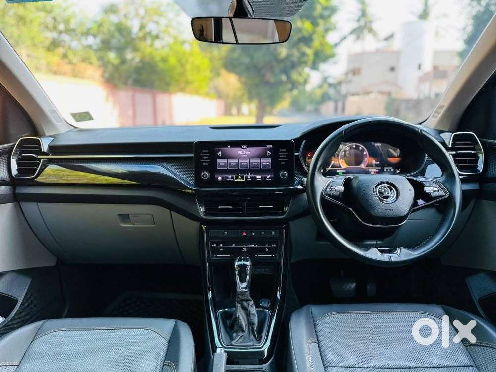 Skoda Kushaq 1.0 Tsi Style At (6 Airbags), 2022, Petrol