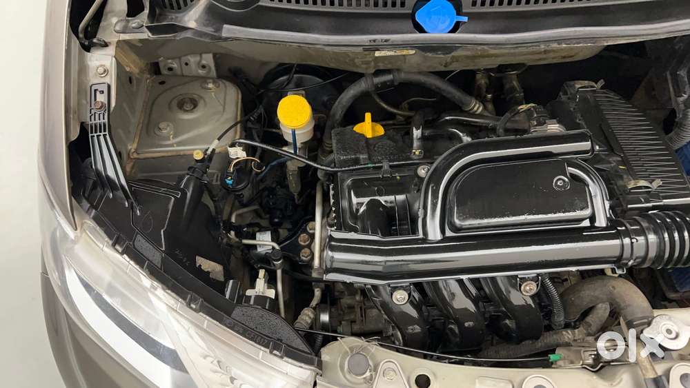 Datsun Redigo T Option, 2016, Petrol