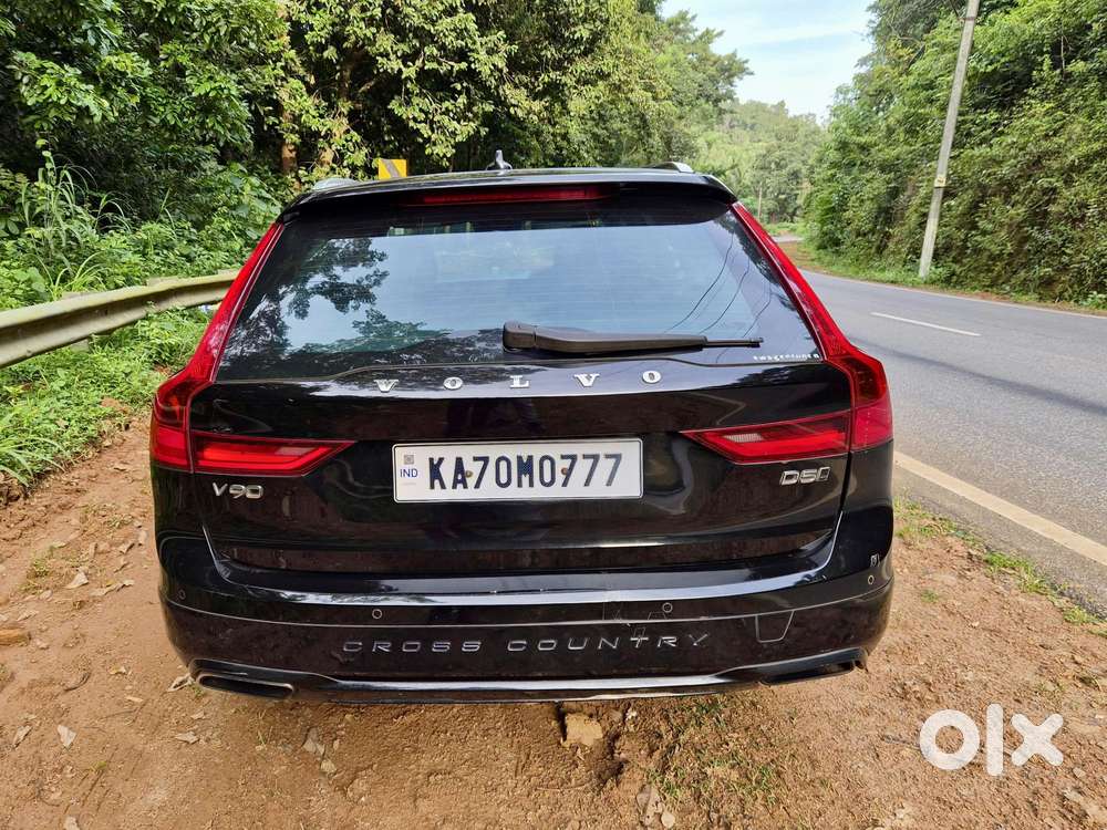 Volvo V90 Cross Country D5 Inscription, 2018, Diesel