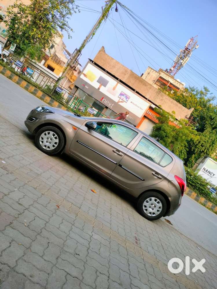 Hyundai I20 Era 1.2 Bs-iv, 2013, Petrol