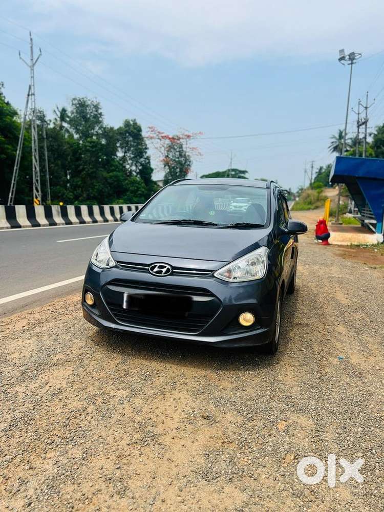 Hyundai Grand I10 2016 Petrol Well Maintained