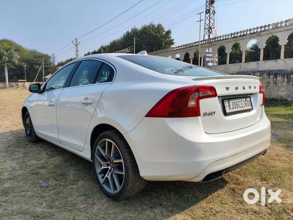 Volvo S60 D5 Kinetic, 2015, Diesel