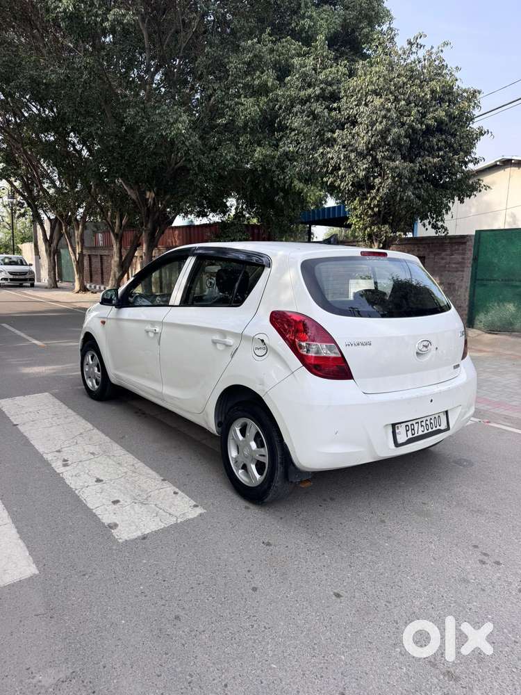 Hyundai I20 Magna 1.2 Mt, 2009, Diesel