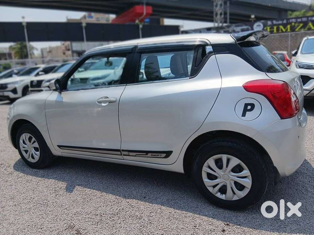 Maruti Suzuki Swift Vxi Optional, 2022, Petrol