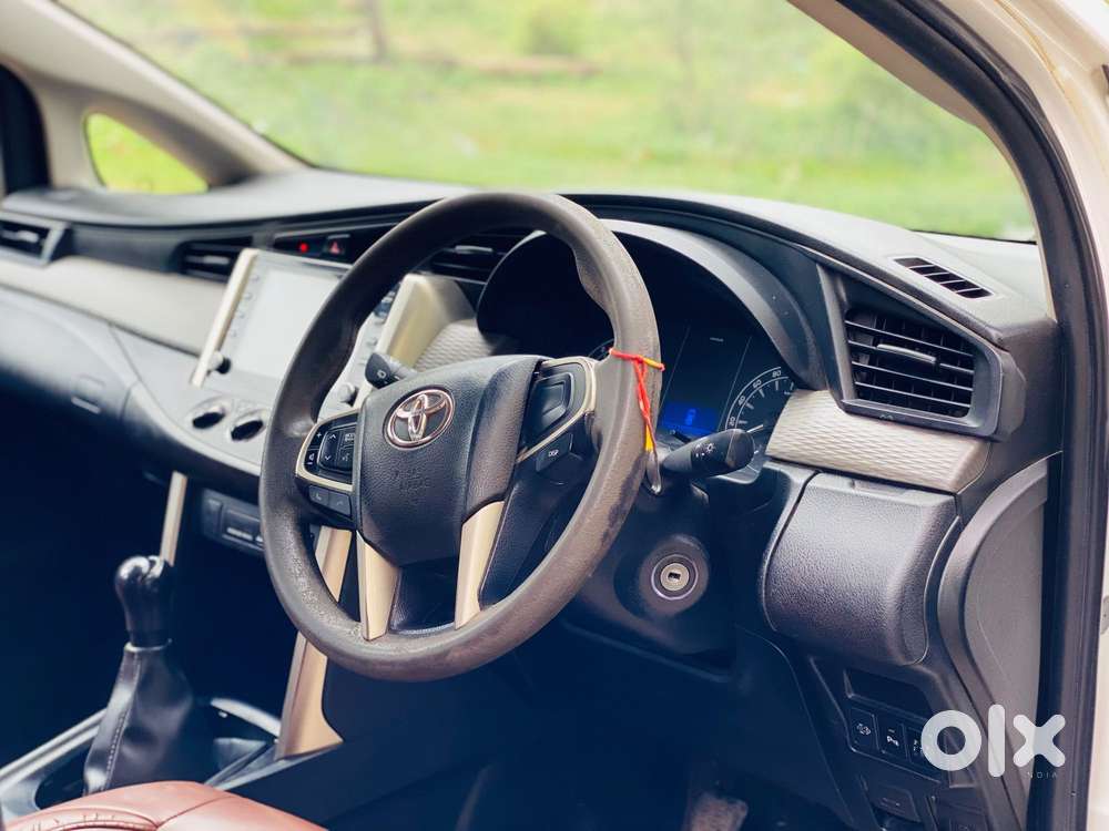 Toyota Innova Crysta [2020-ongoing] 2.4 Gx 7 Str, 2023, Diesel