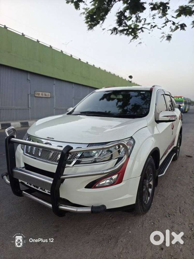 Mahindra Xuv500 2.2 W10 Sportz Edition Mt, 2017, Diesel