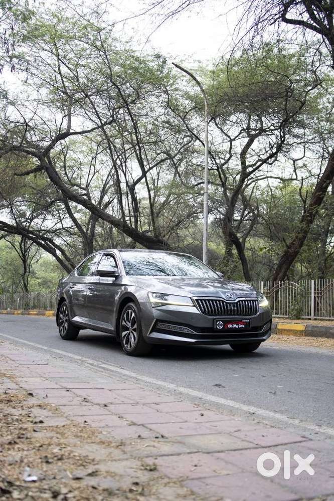 Skoda Superb Laurin And Klement 1.8, 2023, Petrol