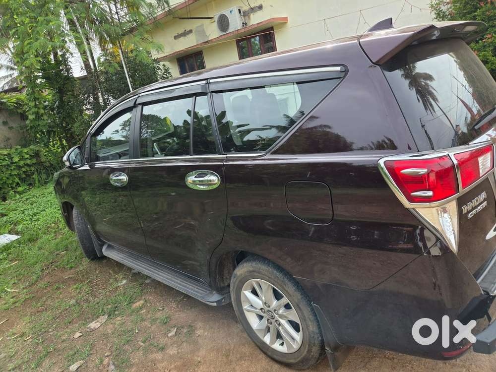 Toyota Innova Crysta 2016 Diesel Manual