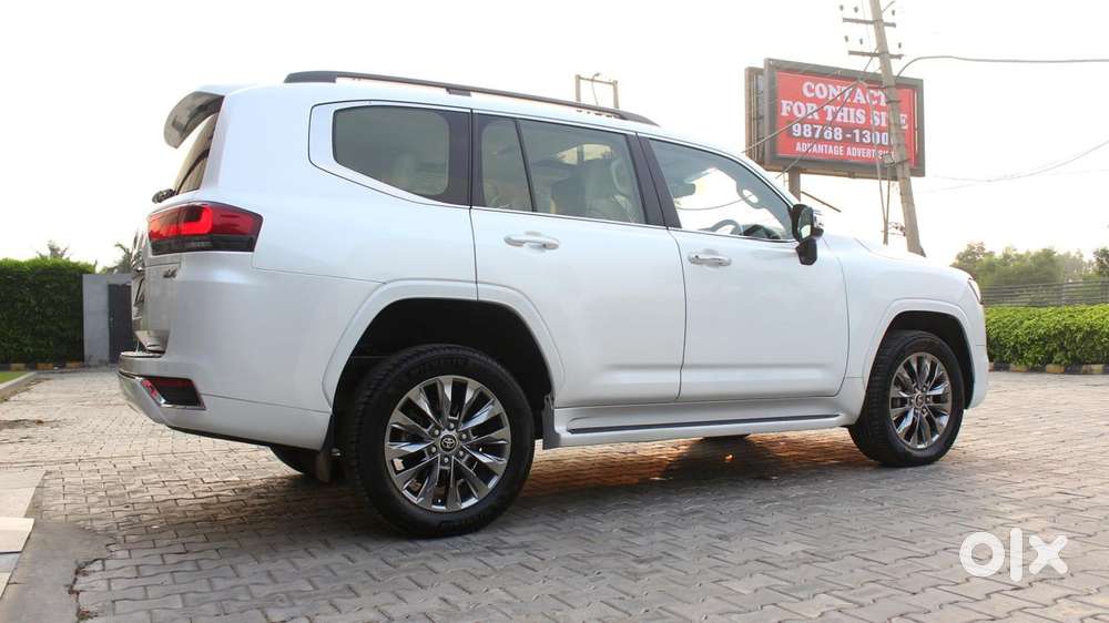 Toyota Land Cruiser 3.3 Zx Diesel, 2022, Diesel