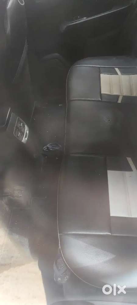 Hyundai Venue 2022 Petrol 70000 Km Driven