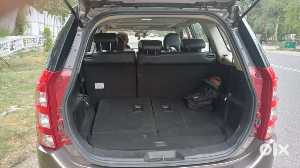 Mahindra Xuv 500 W10 Mt