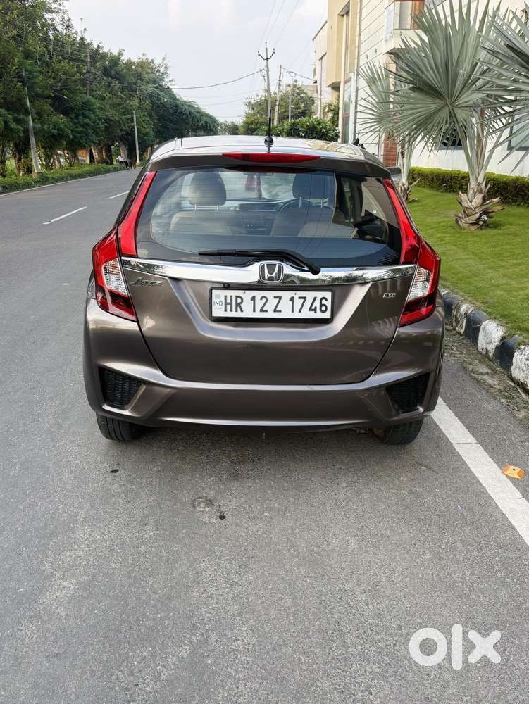 Honda Jazz V Automatic, 2015, Petrol